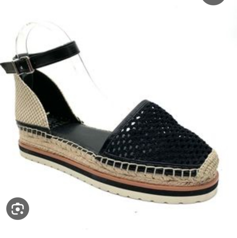 Vince Camuto Binettie Black Mesh  Platform Espadrille Sandals Size 11M